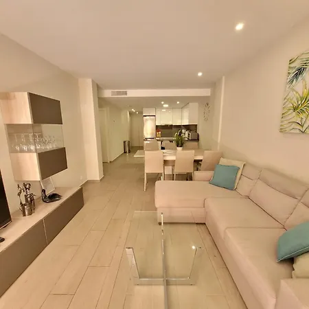 Piso Del Cura アパート